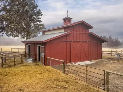 18769 Ridgecrest Rd, Bend, OR 97703 photo 19