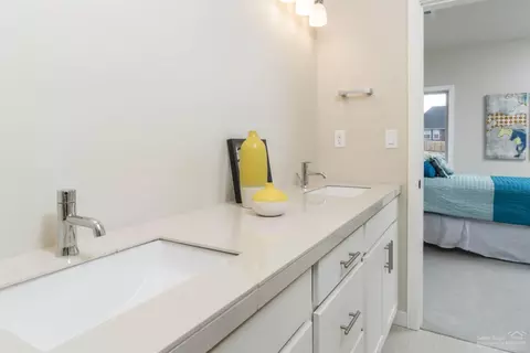 63117 Iner Loop, Bend, OR 97701 photo 13