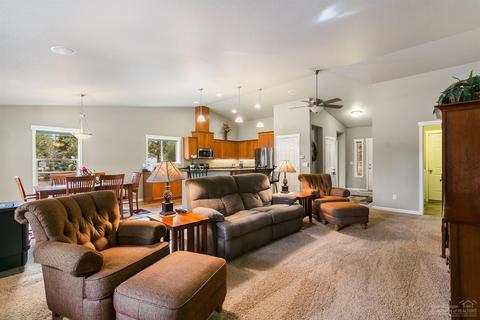 53920 8th St, La Pine, OR 97739 photo 10