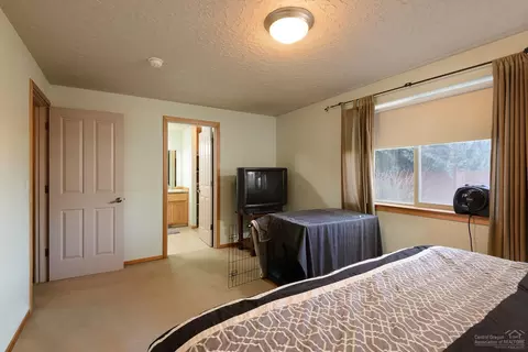 20548 Peak Ave, Bend, OR 97702 photo 7