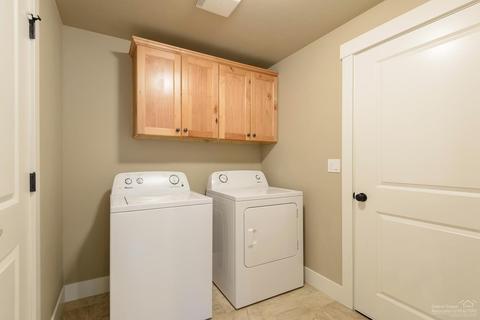 60290 Ochoco Cir, Bend, OR 97702 photo 12