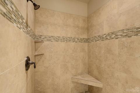 60290 Ochoco Cir, Bend, OR 97702 photo 16
