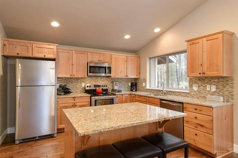 60290 Ochoco Cir, Bend, OR 97702 photo 8