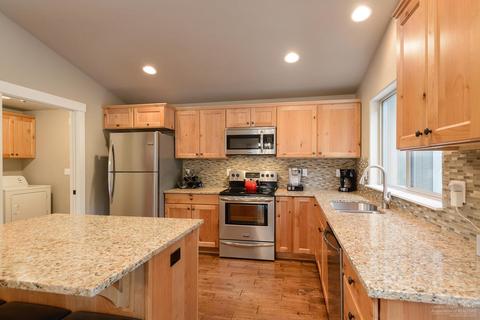 60290 Ochoco Cir, Bend, OR 97702 photo 9
