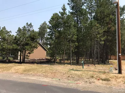 56040 Marsh Hawk Rd, Bend, OR 97707 photo 8