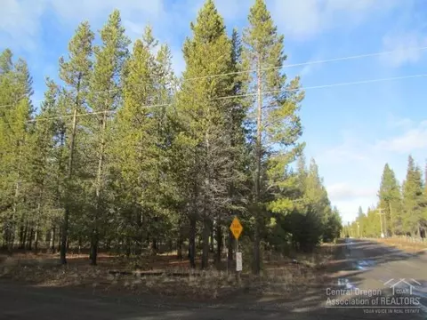 53423 Holiday Dr, La Pine, OR 97739 photo 21