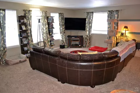 15725 Park Dr, La Pine, OR 97739 photo 5
