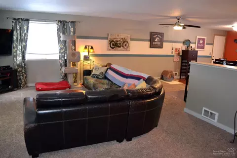 15725 Park Dr, La Pine, OR 97739 photo 6