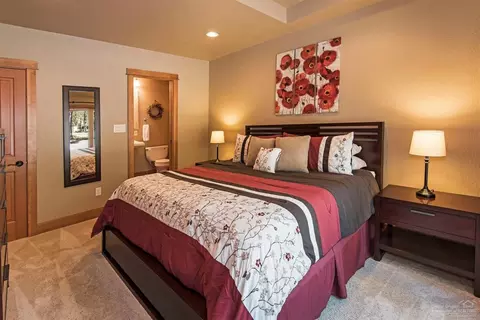 56904 E Park Ln, Sunriver, OR 97707 photo 5