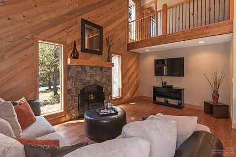 56904 E Park Ln, Sunriver, OR 97707 photo 11