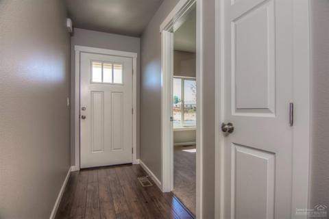 21187 Caleb Pl, Bend, OR 97702 photo 2