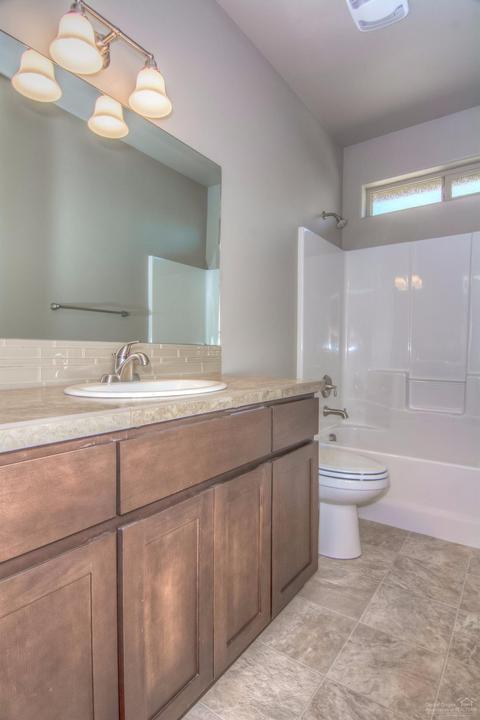 21187 Caleb Pl, Bend, OR 97702 photo 13