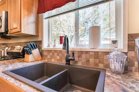 15865 Lava Dr, La Pine, OR 97739 photo 7