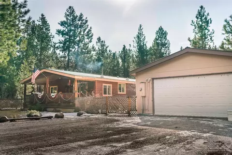 15865 Lava Dr, La Pine, OR 97739 photo 1