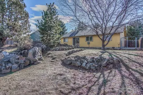 20806 Cross Ct, Bend, OR 97701 photo 24