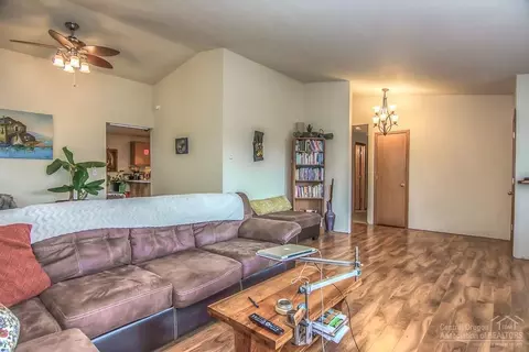 20368 Shetland Loop, Bend, OR 97703 photo 5