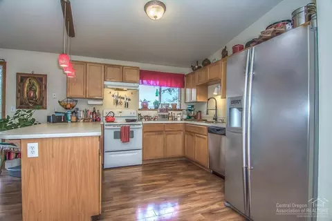 20368 Shetland Loop, Bend, OR 97703 photo 10