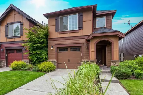 20265 Schaeffer Dr, Bend, OR 97703 photo 1