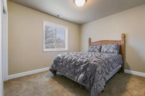 20265 Schaeffer Dr, Bend, OR 97703 photo 16