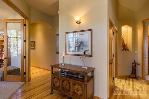 346 NW Phils Loop, Bend, OR 97703 photo 16