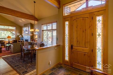 346 NW Phils Loop, Bend, OR 97703 photo 3