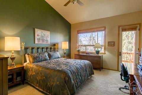 346 NW Phils Loop, Bend, OR 97703 photo 17