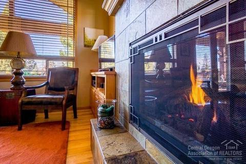 346 NW Phils Loop, Bend, OR 97703 photo 11