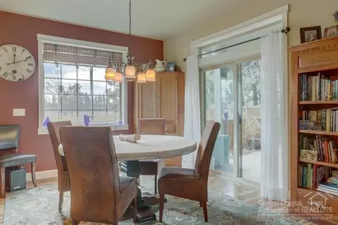 20426 Jacklight Ln, Bend, OR 97702 photo 6