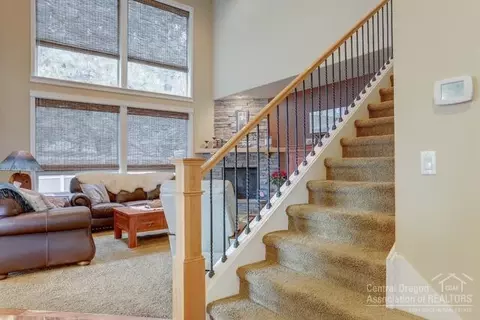 20426 Jacklight Ln, Bend, OR 97702 photo 10