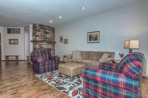 60894 Willow Creek Loop, Bend, OR 97702 photo 13
