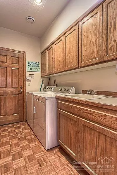 60894 Willow Creek Loop, Bend, OR 97702 photo 15