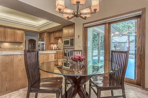 60894 Willow Creek Loop, Bend, OR 97702 photo 4