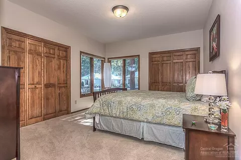 60894 Willow Creek Loop, Bend, OR 97702 photo 10