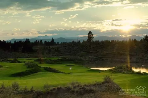 61490 Hawk Ct, Bend, OR 97702 photo 10