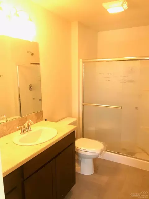 63025 Amherst Pl, Bend, OR 97701 photo 3