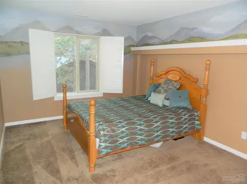 16561 Beesley Pl, La Pine, OR 97739 photo 7