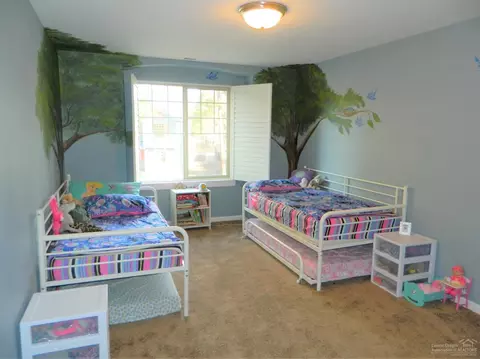 16561 Beesley Pl, La Pine, OR 97739 photo 9