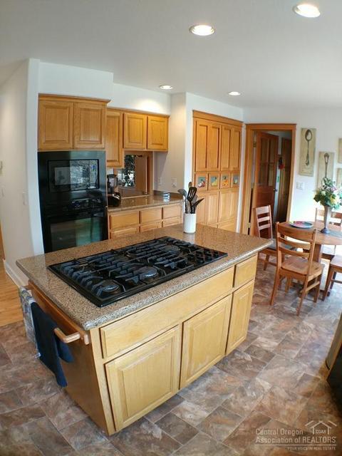 61270 15th St, Bend, OR 97702 photo 8