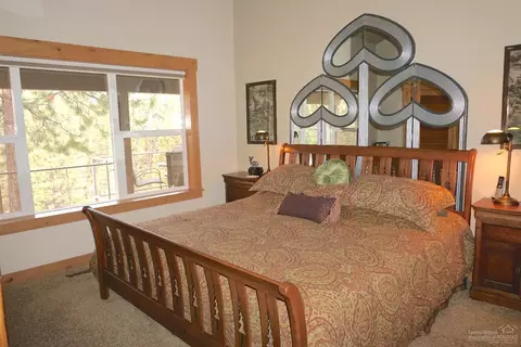 19916 Mcclellan Rd, Bend, OR 97702 photo 14