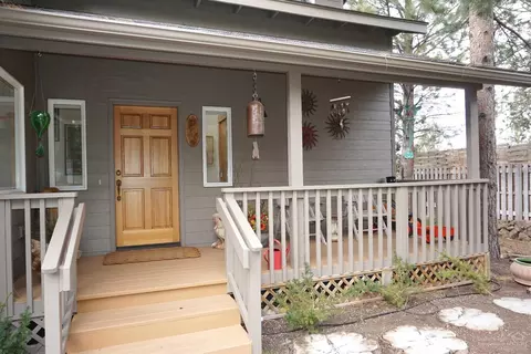 19916 Mcclellan Rd, Bend, OR 97702 photo 4