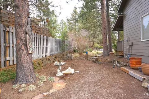 19916 Mcclellan Rd, Bend, OR 97702 photo 22
