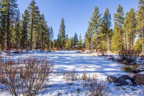 56154 Sable Rock Loop, Bend, OR 97707 photo 10