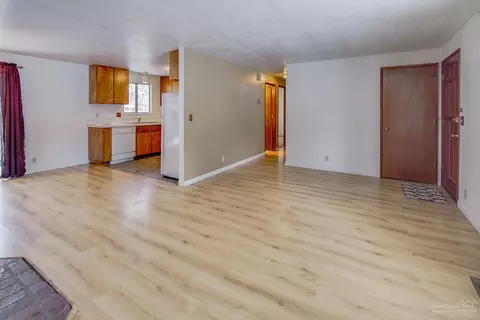 60862 Windsor Dr, Bend, OR 97702 photo 5