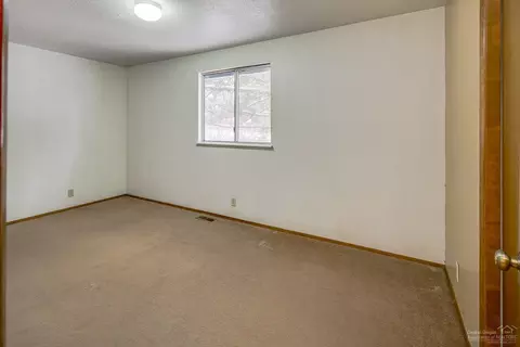 60862 Windsor Dr, Bend, OR 97702 photo 12