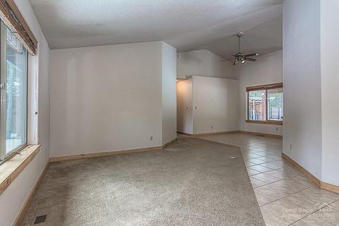 56267 Eider Rd, Bend, OR 97707 photo 6