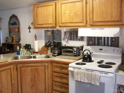 19903 Mahogany St, Bend, OR 97702 photo 9