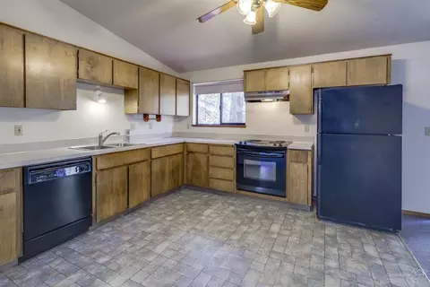 60591 Springtree Ct, Bend, OR 97702 photo 7