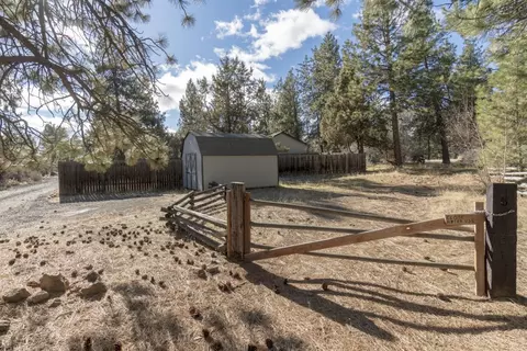 60591 Springtree Ct, Bend, OR 97702 photo 21