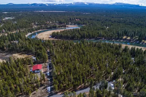 55748 Cone Pl, Bend, OR photo 2