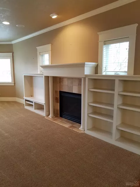 3392 NE Wild Rivers Loop, Bend, OR 97701 photo 9